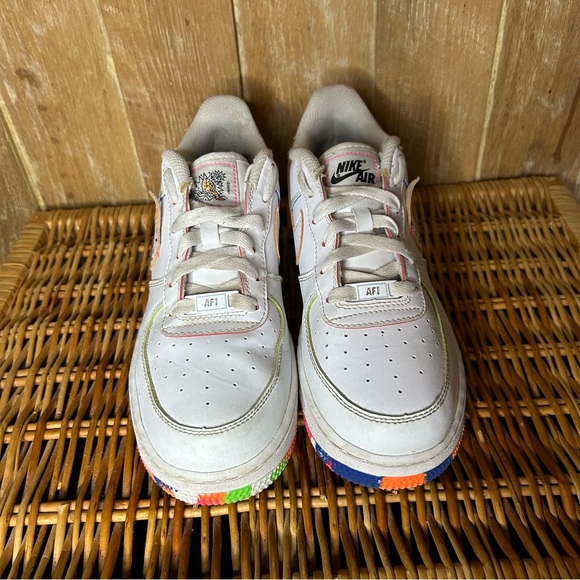 Nike Air Force 1 LV8 GS “Drawing” size 7Y - Picture 11 of 13